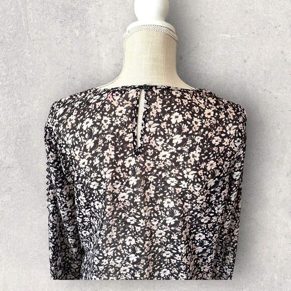Vince Camuto | EUC Women’s Floral Blouse Size Small - Picture 7 of 9
